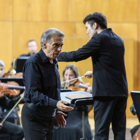 Photo from the masterclass sessions with conductor Gaddiel Dombrowner
